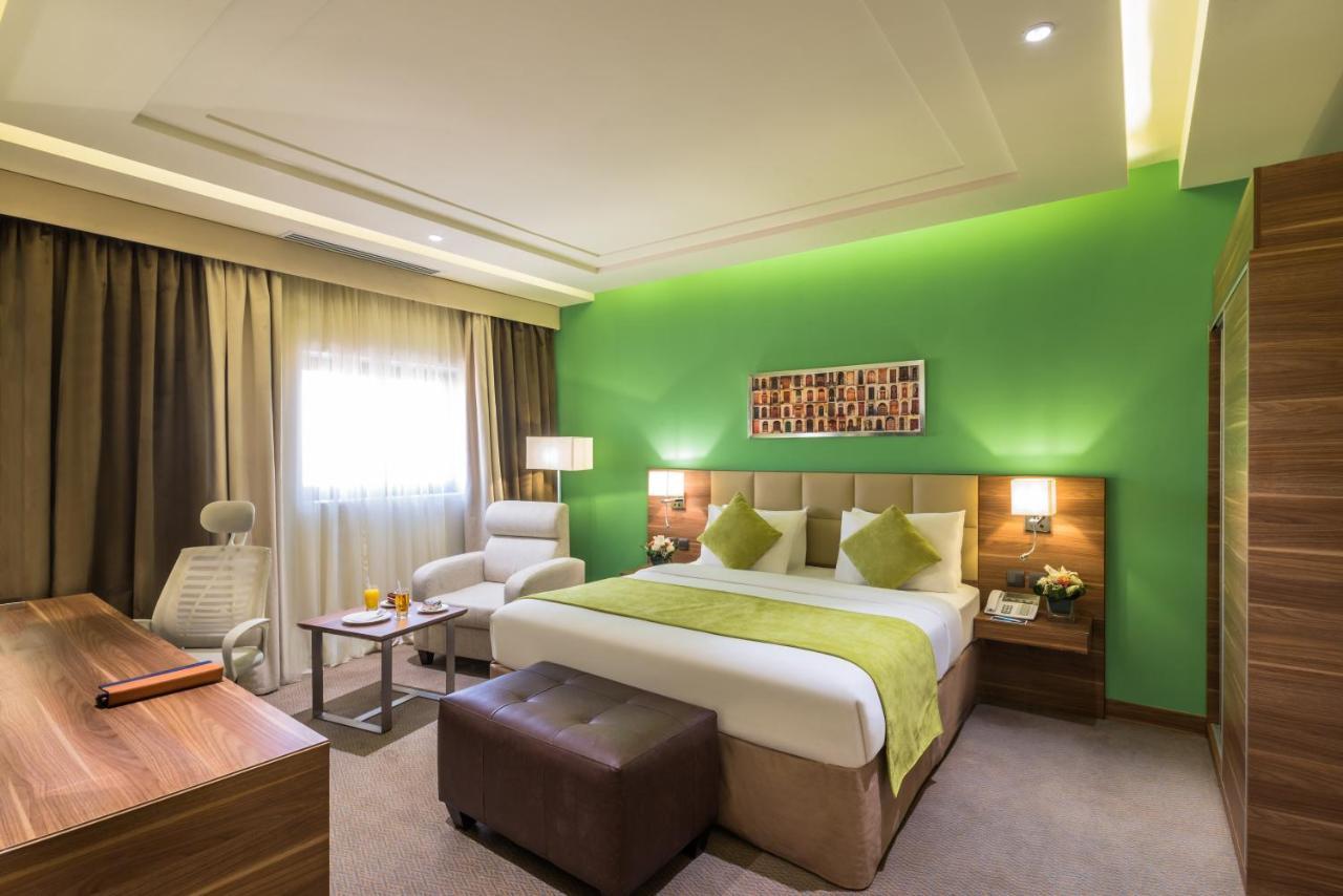 Mena Hotel Tabuk Exterior photo