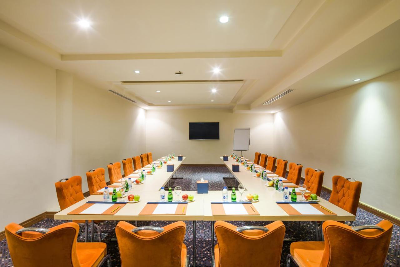 Mena Hotel Tabuk Exterior photo