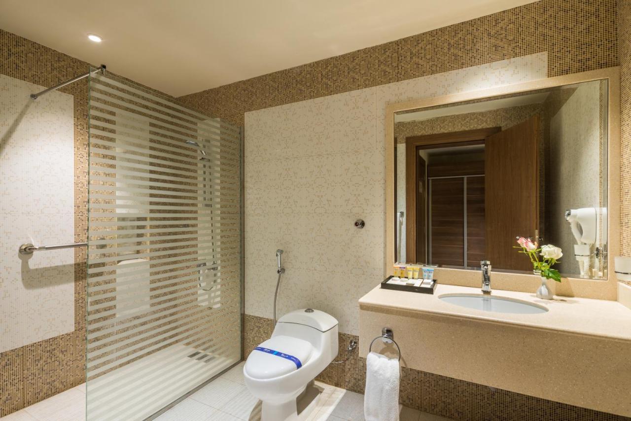 Mena Hotel Tabuk Exterior photo