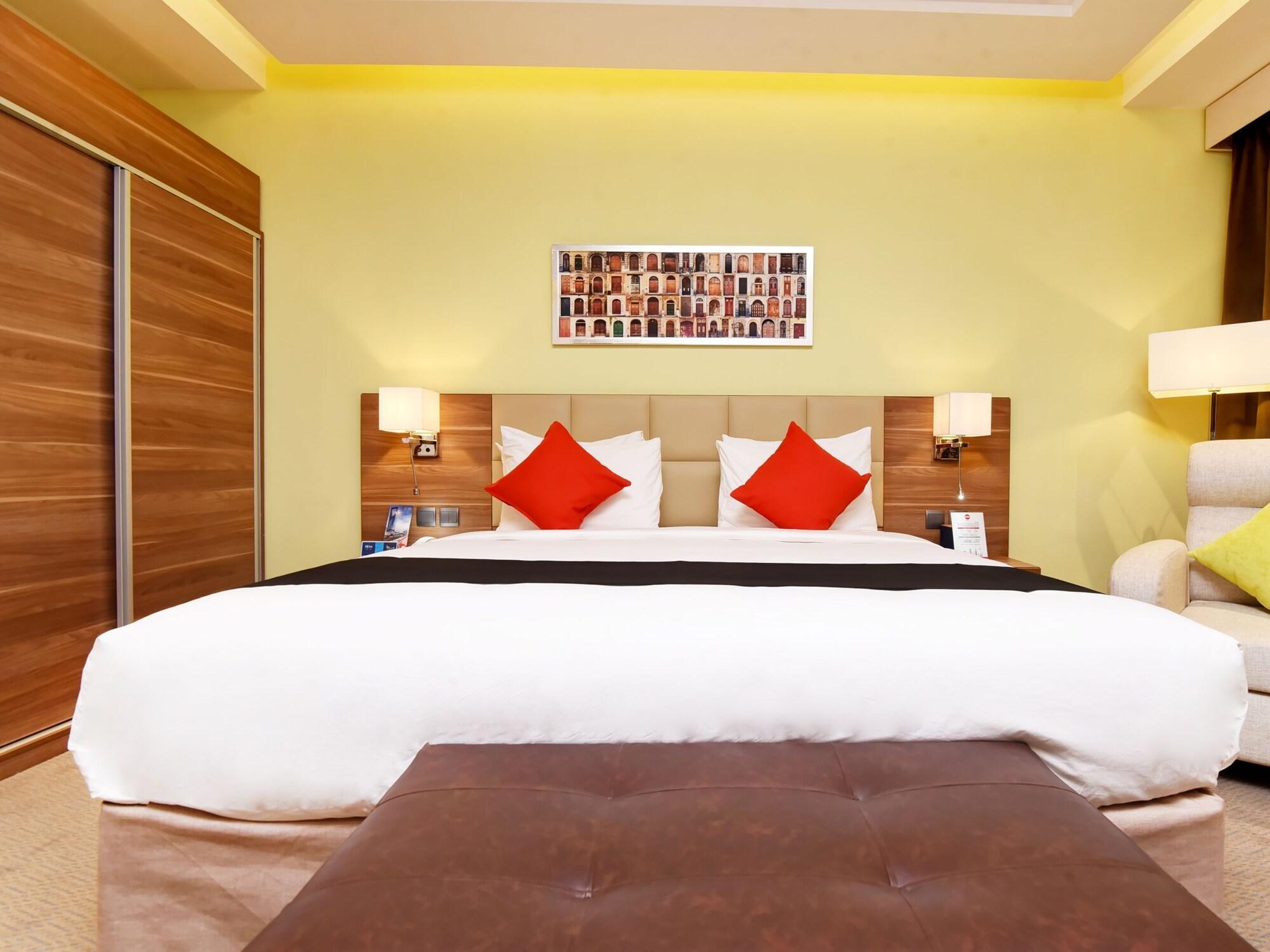 Mena Hotel Tabuk Exterior photo